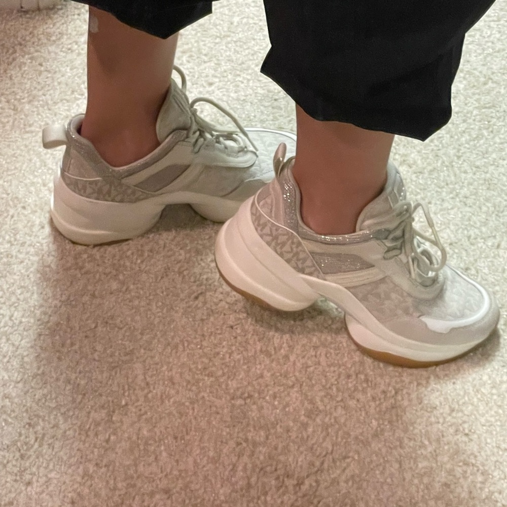 MK Sneakers